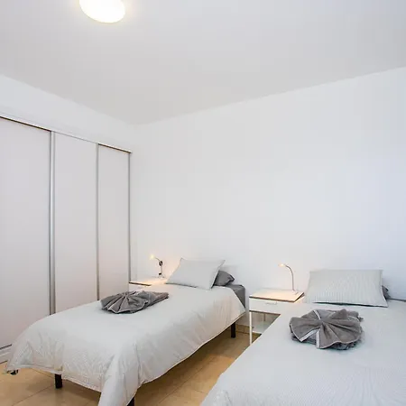 Amana 5 Star Luxury For 10 People In