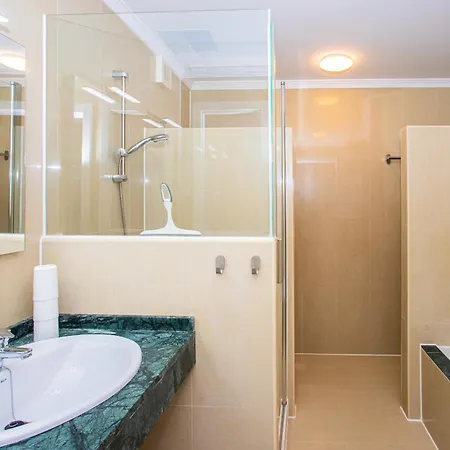 Appartement Amana 5 Star Luxury For 10 People In *